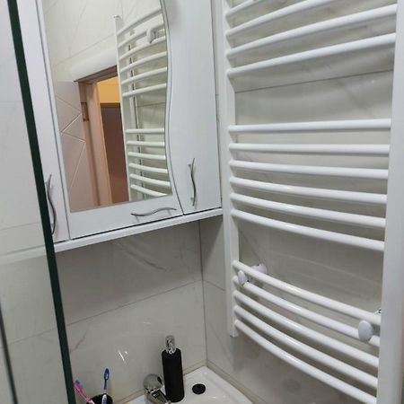 Apartman Mikikiki เบลเกรด ภายนอก รูปภาพ