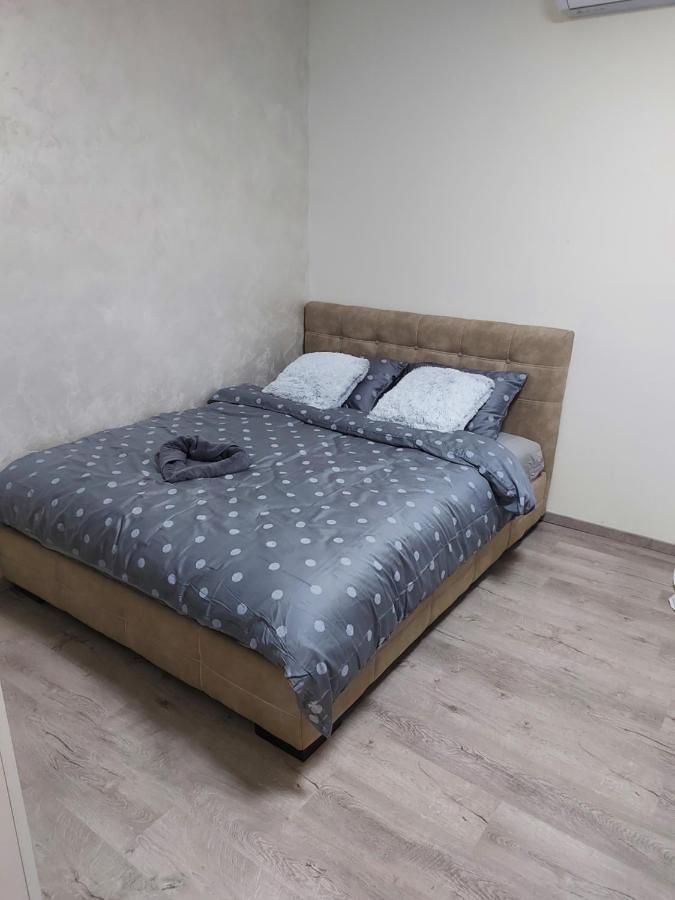 Apartman Mikikiki เบลเกรด ภายนอก รูปภาพ