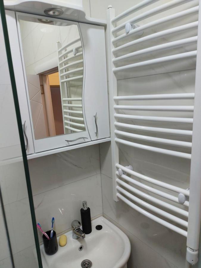 Apartman Mikikiki เบลเกรด ภายนอก รูปภาพ