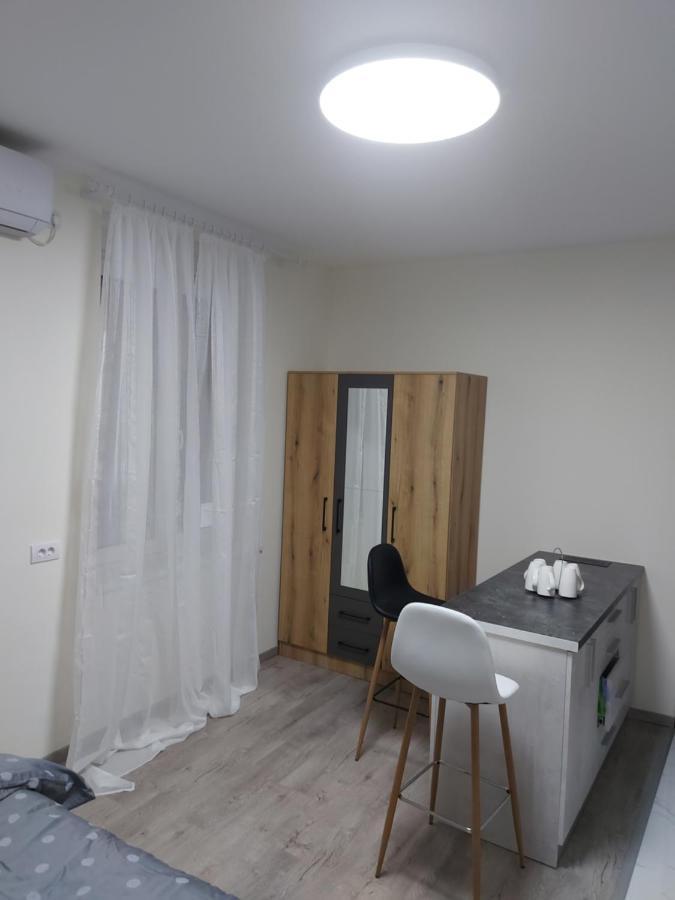 Apartman Mikikiki เบลเกรด ภายนอก รูปภาพ